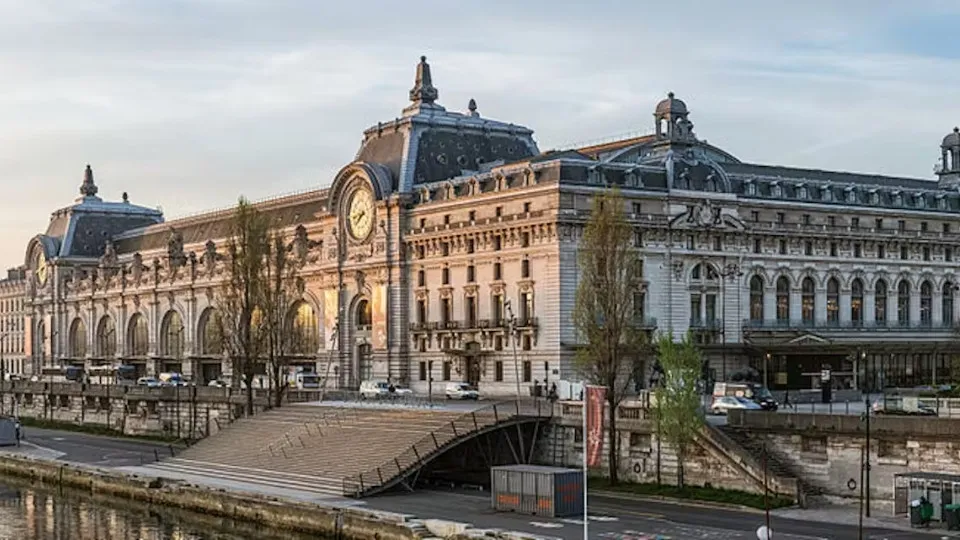 Musée d’Orsay Paris Dedicated Entrance - Image 1